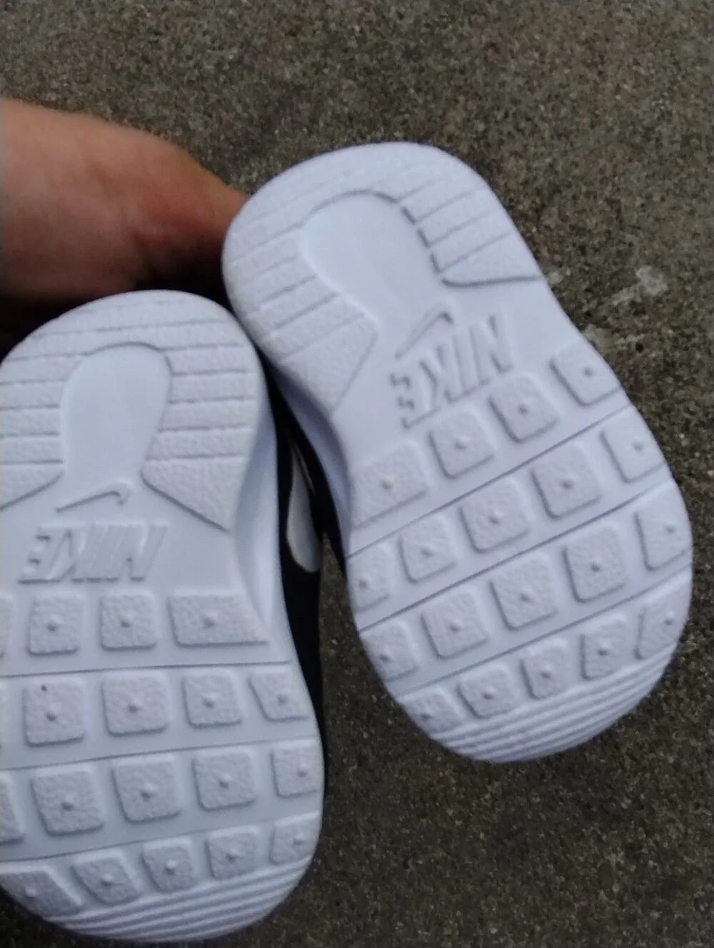 Nike Tanjun Baby Shoes 2C